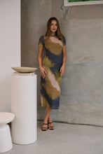 Load image into Gallery viewer, Jaya Mesh Cap Sleeve Green/ Black Bodycon Dress