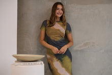 Load image into Gallery viewer, Jaya Mesh Cap Sleeve Green/ Black Bodycon Dress