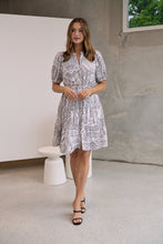 Load image into Gallery viewer, Hadley White/Black Abstract Print Frill Smock Dress