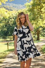 Load image into Gallery viewer, Aviana Black/Cream Print Smock Dress