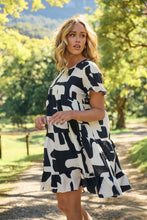 Load image into Gallery viewer, Aviana Black/Cream Print Smock Dress