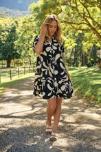 Load image into Gallery viewer, Rosie Black/Cream Bold Print Smock Dress