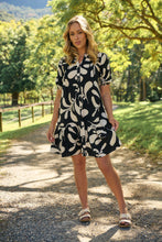 Load image into Gallery viewer, Rosie Black/Cream Bold Print Smock Dress
