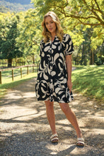 Load image into Gallery viewer, Rosie Black/Cream Bold Print Smock Dress