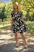 Load image into Gallery viewer, Rosie Black/Cream Bold Print Smock Dress
