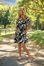 Load image into Gallery viewer, Rosie Black/Cream Bold Print Smock Dress