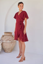 Load image into Gallery viewer, Zahara Chiffon Plum Red Cross Over Tie Waist Evening Dress