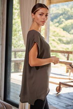 Load image into Gallery viewer, Chele Short Sleeve Oversized Plain Top