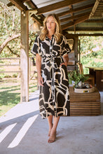 Load image into Gallery viewer, Aleeha Beige/Black/White Print Midi Collared Dress