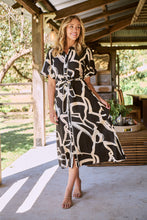 Load image into Gallery viewer, Aleeha Beige/Black/White Print Midi Collared Dress