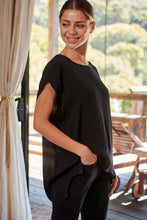 Load image into Gallery viewer, Chele Short Sleeve Oversized Black Plain Top