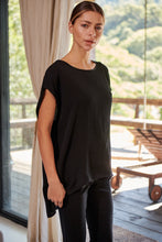 Load image into Gallery viewer, Chele Short Sleeve Oversized Black Plain Top