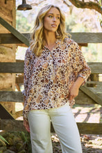 Load image into Gallery viewer, Dash Heart Print Button Up 3/4 Sleeve Shirt