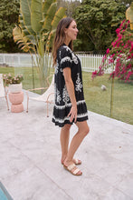 Load image into Gallery viewer, Rosie Black/White Bold Print Smock Dress