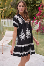 Load image into Gallery viewer, Rosie Black/White Bold Print Smock Dress