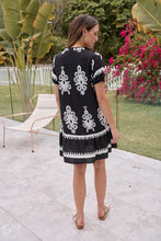Load image into Gallery viewer, Rosie Black/White Bold Print Smock Dress