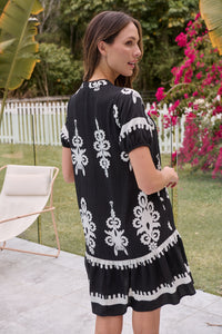 Rosie Black/White Bold Print Smock Dress