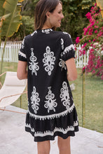 Load image into Gallery viewer, Rosie Black/White Bold Print Smock Dress