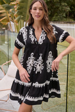 Load image into Gallery viewer, Rosie Black/White Bold Print Smock Dress