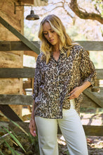 Load image into Gallery viewer, Dash Animal Print Button Up 3/4 Sleeve Shirt