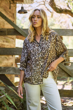 Load image into Gallery viewer, Dash Animal Print Button Up 3/4 Sleeve Shirt