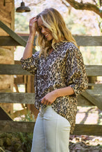 Load image into Gallery viewer, Dash Animal Print Button Up 3/4 Sleeve Shirt