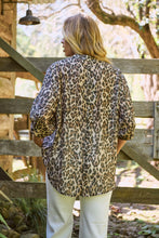 Load image into Gallery viewer, Dash Animal Print Button Up 3/4 Sleeve Shirt