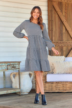 Load image into Gallery viewer, Terri Long sleeve Black/White Long sleeve Midi Tiered Dress