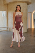 Load image into Gallery viewer, Basille Sleeveless Beige/Brown Print Mesh Evening Dress