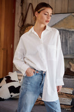 Load image into Gallery viewer, Jennifer Oversized White Button Up Shirt