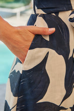 Load image into Gallery viewer, Bellatino White/Navy Blue Print Cap Sleeve Tie Waist Midi Dress