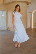 Load image into Gallery viewer, Janae Chiffon Pastel Sky Blue Evening Dress