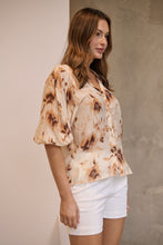 Load image into Gallery viewer, Frida Puff Sleeve Print Blouse