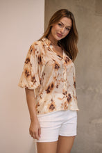 Load image into Gallery viewer, Frida Puff Sleeve Print Blouse