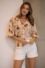 Load image into Gallery viewer, Frida Puff Sleeve Print Blouse