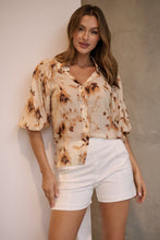 Load image into Gallery viewer, Frida Puff Sleeve Print Blouse