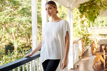 Load image into Gallery viewer, Chele Short Sleeve Oversized White Plain Top