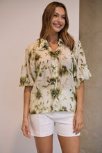 Load image into Gallery viewer, Frida Puff Sleeve Sage/Forrest Green Print Blouse