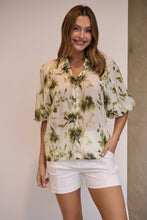 Load image into Gallery viewer, Frida Puff Sleeve Sage/Forrest Green Print Blouse