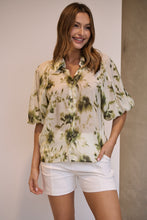 Load image into Gallery viewer, Frida Puff Sleeve Sage/Forrest Green Print Blouse
