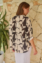 Load image into Gallery viewer, Leia Black/Cream Print Button Up 3/4 Sleeve Shirt