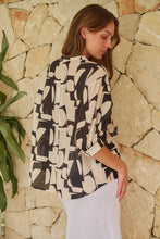 Load image into Gallery viewer, Leia Black/Cream Print Button Up 3/4 Sleeve Shirt