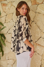 Load image into Gallery viewer, Leia Black/Cream Print Button Up 3/4 Sleeve Shirt