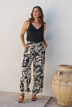 Load image into Gallery viewer, Jazzlyn Black/White Print Wide Leg Pant