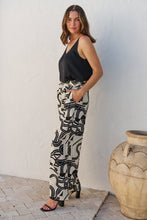 Load image into Gallery viewer, Jazzlyn Black/White Print Wide Leg Pant