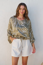 Load image into Gallery viewer, Riva Taupe/White Print Long Sleeve Drawstring Top