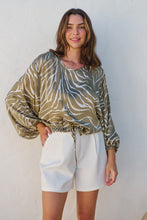 Load image into Gallery viewer, Riva Taupe/White Print Long Sleeve Drawstring Top