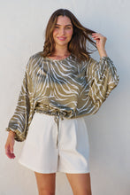 Load image into Gallery viewer, Riva Taupe/White Print Long Sleeve Drawstring Top
