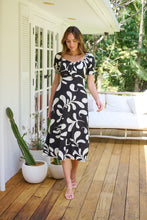 Load image into Gallery viewer, Lulu Tie Front Black/Cream Print Midi Dress