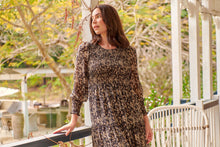 Load image into Gallery viewer, Evelyn Black/Brown Print Chiffon Shirred Long Sleeve Midi Dress